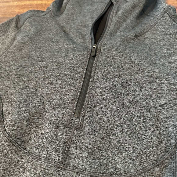 Lululemon Gray Cropped Hoodie - Picture 2 of 7